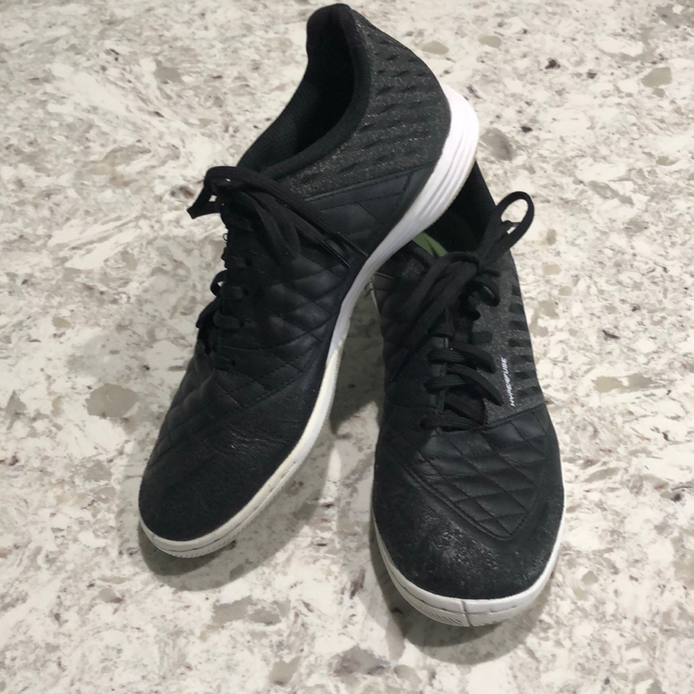 Nike Hyperfuse - image 1